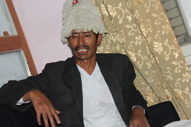  द्वन्द्वपीडित सोध्छन् ःमेरो यातनाको मुल्य कति हो सरकार ?