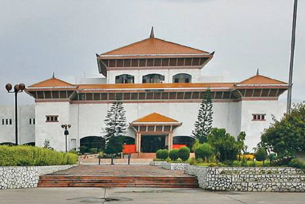 चट्याङबाट ६२ जना र बाढी पहिरोमा ४७ जनाको मृत्यु  गृहमन्त्री
