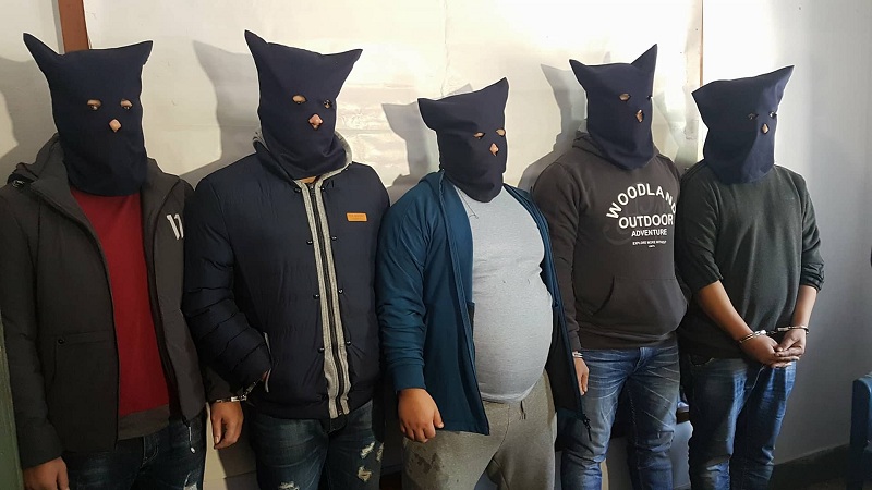 भारतीय नेटवर्किङले नेपाली ठग्दै