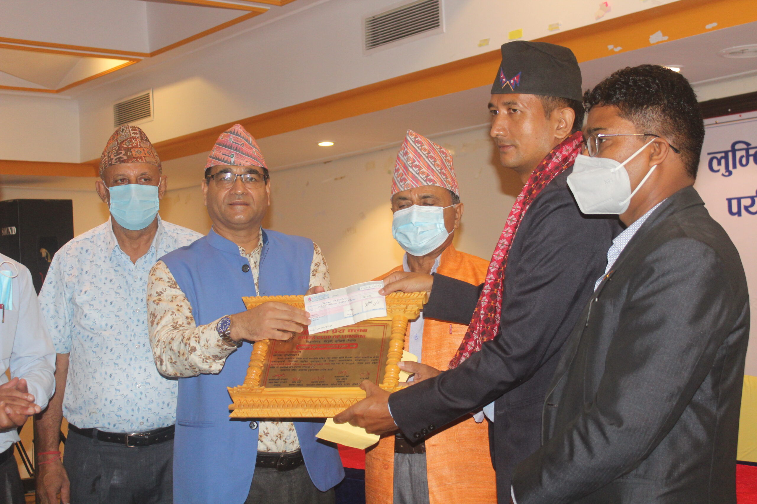 लुम्बिनीखबरका सम्पादक रायमाझी ‘भुवनकुमारी स्मृति पर्यटन पुरस्कार’ बाट सम्मानित