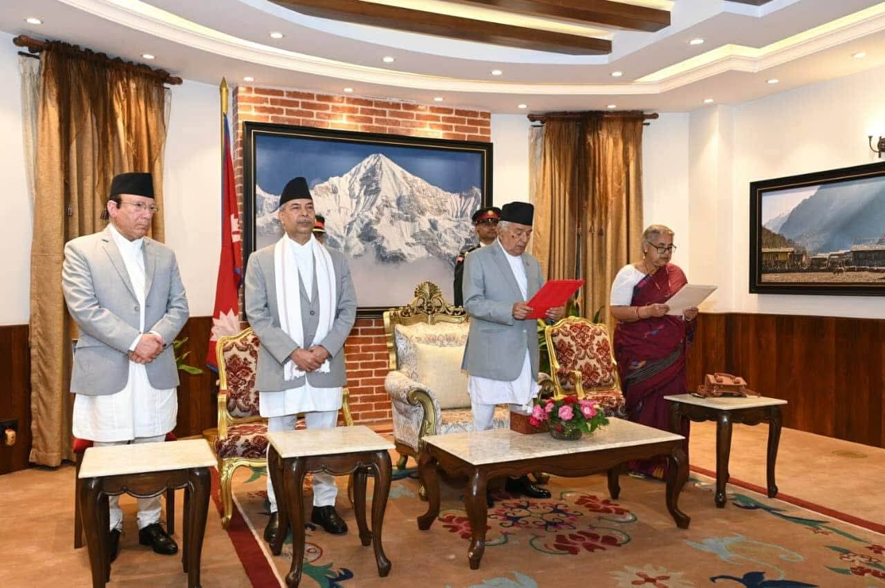 प्रतिनिधि सभा विघटनपछि सुशीला कार्कीलाई अन्तरिम प्रधानमन्त्रीको रूपमा नियुक्त