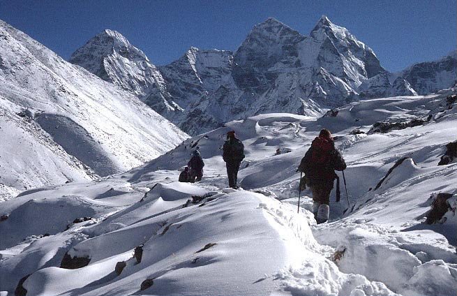 नेपालमा पर्यटन पुनरुत्थानका लागि ‘रोयल ट्रेक ट्रायथलन’